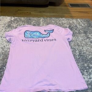 Vineyard Vines women’s Light Pink Tee with Blue Patterned Whale